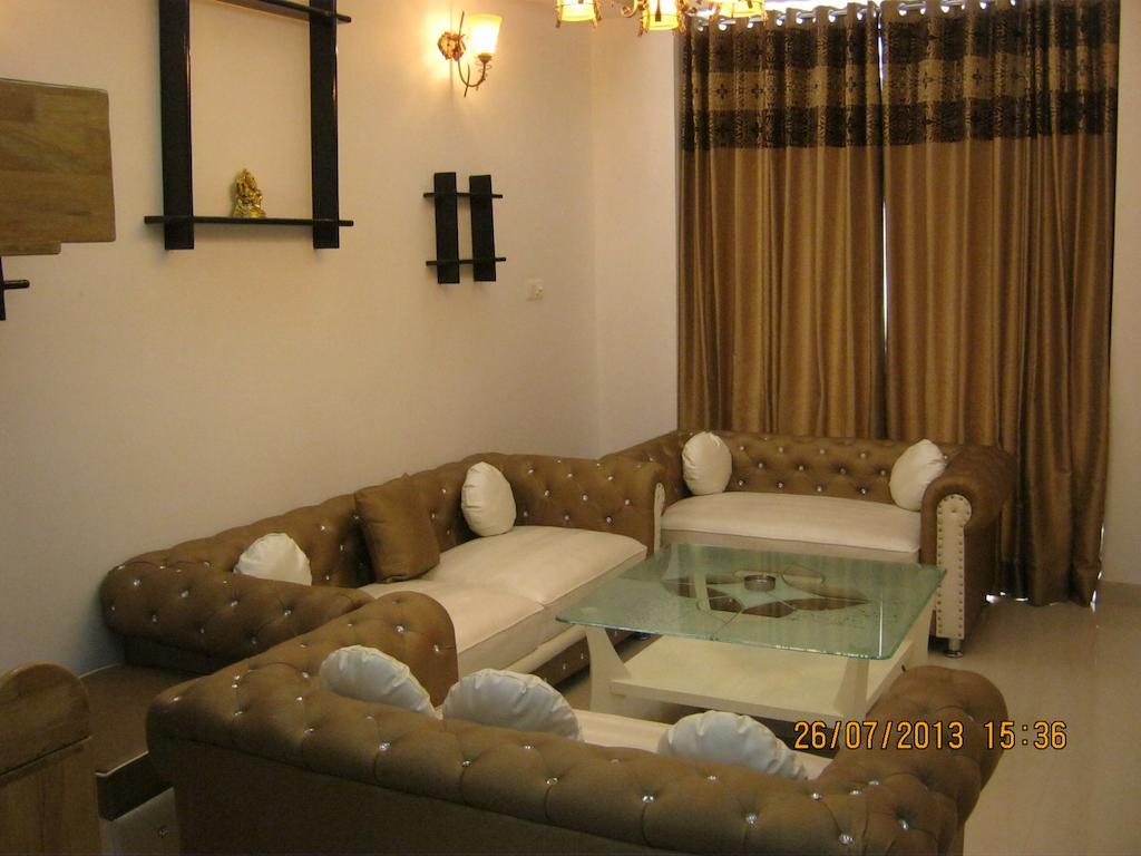 Hotel The Royal Court Nainital Exterior foto