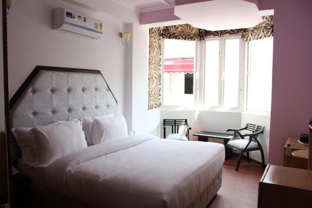 Hotel The Royal Court Nainital Habitación foto
