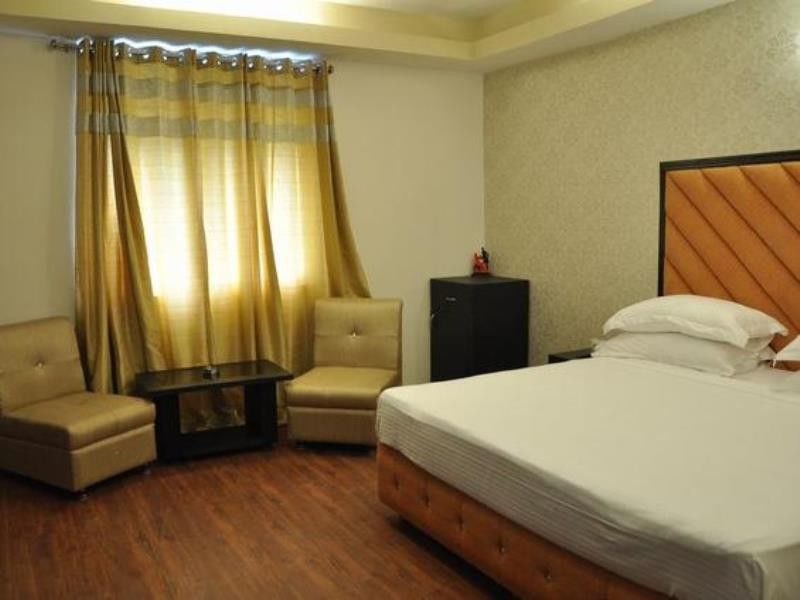 Hotel The Royal Court Nainital Exterior foto