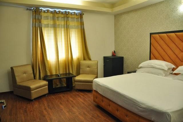 Hotel The Royal Court Nainital Exterior foto
